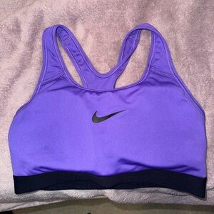 Purple Nike Women’s Sports Bra Size Small Great Condition